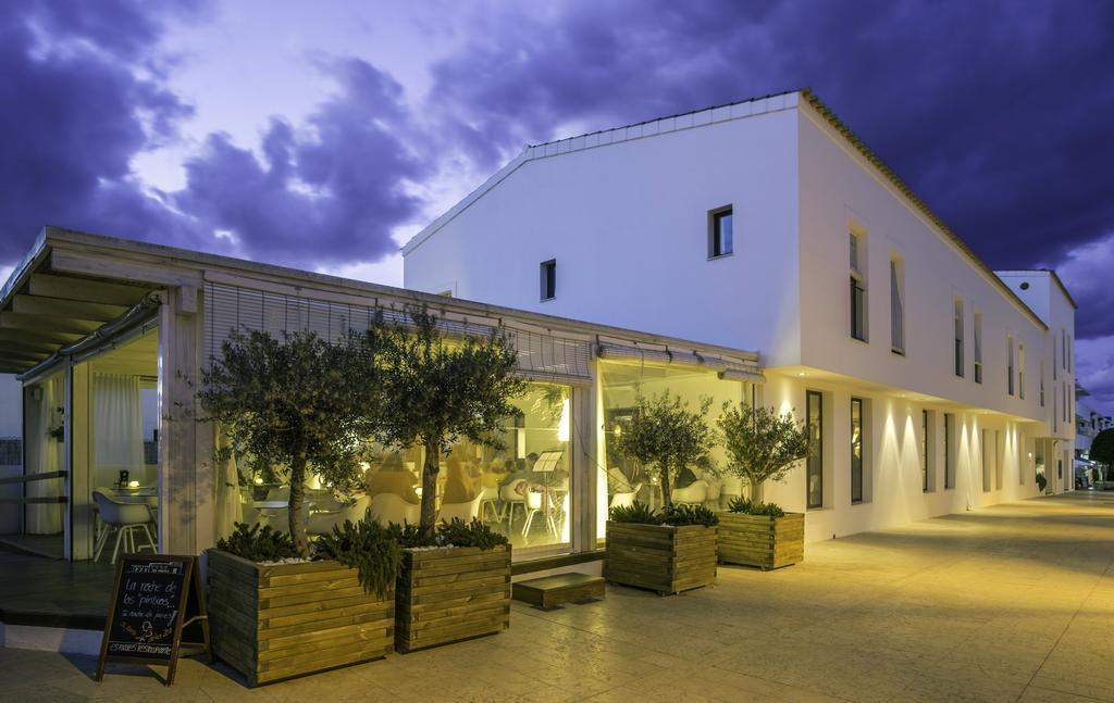 Hotel Es Mares San Francisco Javier Exterior photo